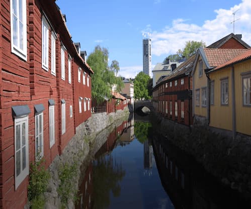 10 queues available in Västerås